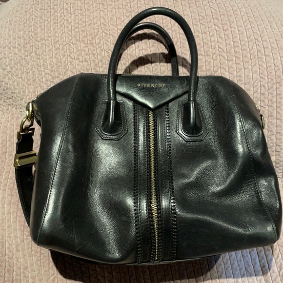 Givenchy black bag - Picture 1 of 4